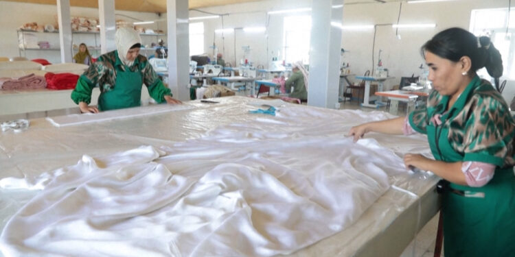 Silk Industry on the Road of Civilizations.. Samarkand Weaves History with Silver Threads | Culture