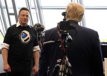 Wall Street still well oriented. Trump effect?