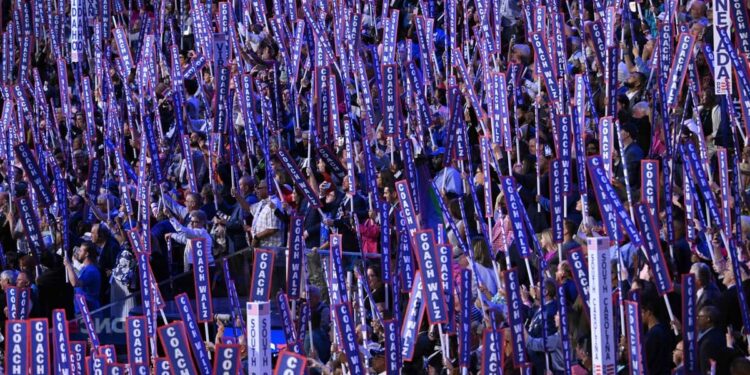 At Democratic Convention, Republicans Call to Leave Trump ‘Cult’