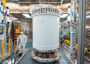 Experiment sets new record in search for dark matter