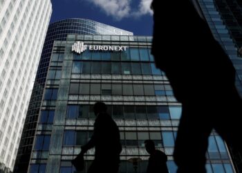 Fear sweeps global markets.. Know the reasons | Economy