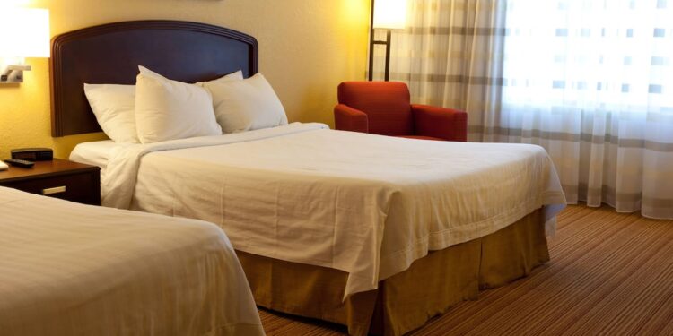 Housing crisis: She moves to a hotel because of high rents