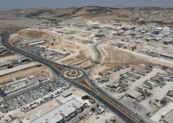 Industrial cities and investments revive northern Syria despite looming risks | Economy