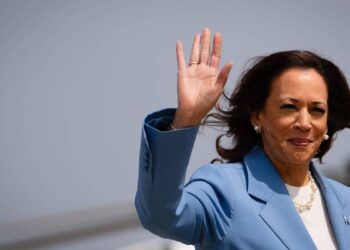 Kamala Harris has it easy, because Trump is so bad
