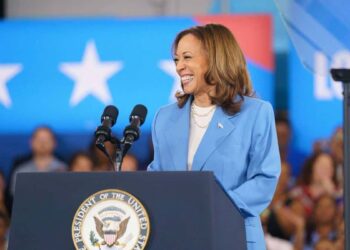 Kamala Harris vows to ‘fight’ for middle class