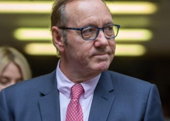 Kevin Spacey ‘refuses to leave’ his mansion after it was sold at auction