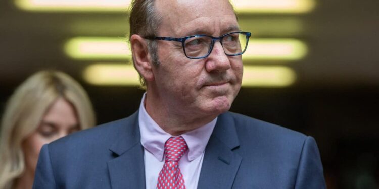 Kevin Spacey ‘refuses to leave’ his mansion after it was sold at auction