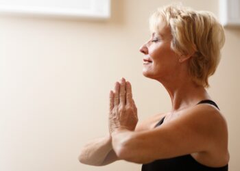 Researchers Find Massive Biomolecular Changes Occur Between Ages 40 and 60