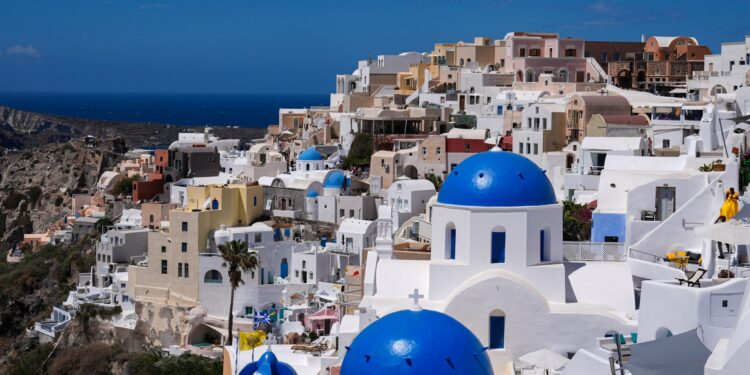 Resurgent Greece caught between overtourism and climate change | Economy
