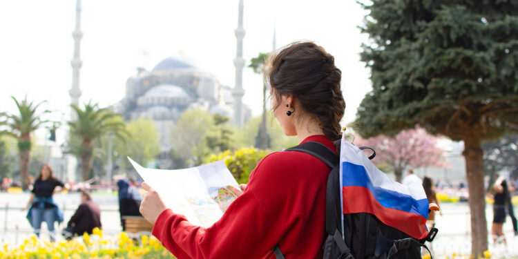 Russians top tourists to Türkiye, Ankara refuses to impose restrictions | Economy