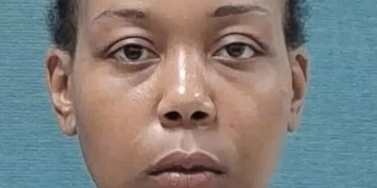 She kills and devours a cat in public