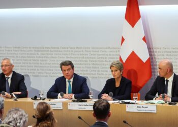 Swiss Finance Minister Warns: US, European Debt a Time Bomb | Economy