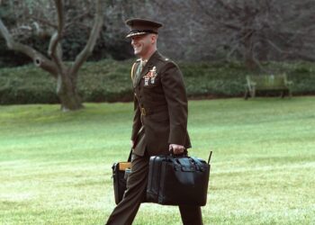 The short story of the “nuclear football”, the suitcase that never leaves the President of the United States