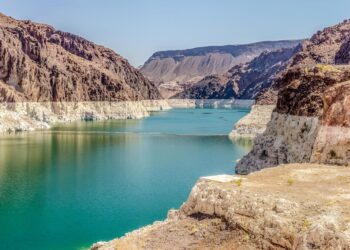 U.S. water reservoirs are shrinking and becoming less reliable, new study finds