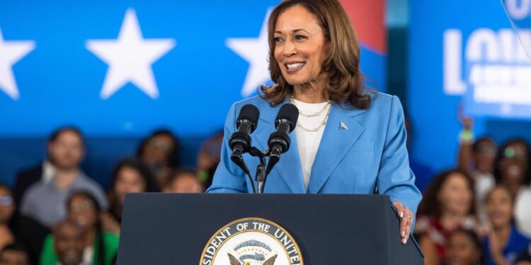 Why doesn’t Kamala Harris talk about her adolescence in Quebec?