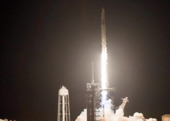 A billionaire, a pilot and two employees: SpaceX’s first private spacewalk takes off