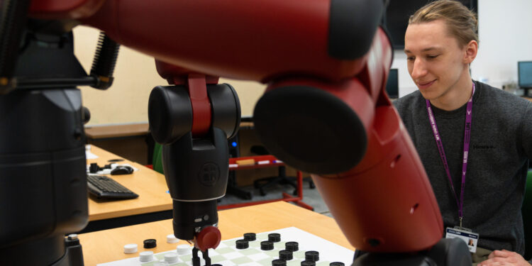 Algorithm allows robots to ‘operate on intuition’