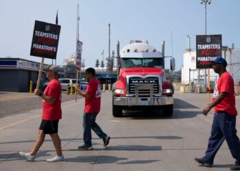 America’s second largest union: Can Teamsters’ abstention influence the election?