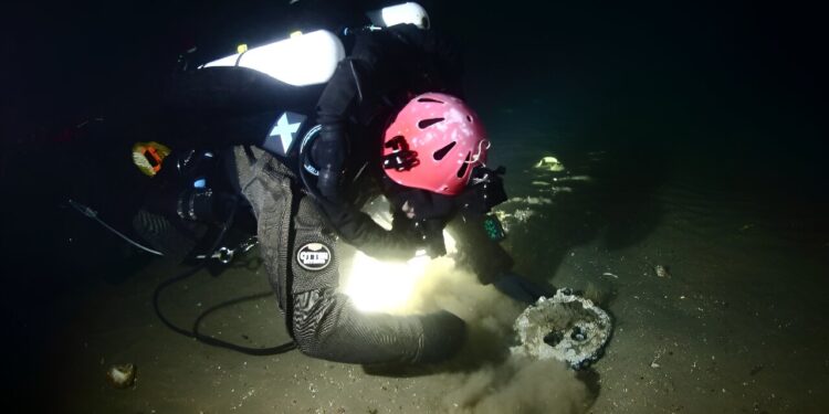 Discovery of the wreck of a French liner that sank in the Atlantic in 1856