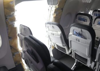 Door torn off in mid-flight: Boeing 737 co-pilot thought she had lost passengers