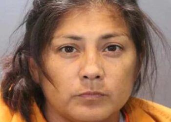Drunk mother falls asleep in car with daughter dying of heat