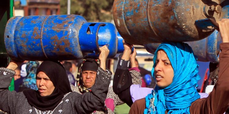 Egypt raises domestic gas prices by 50% | Economy