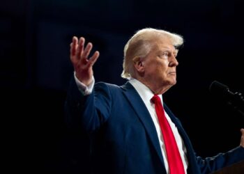 Harris accuses Trump of ‘disrespecting’ military cemetery