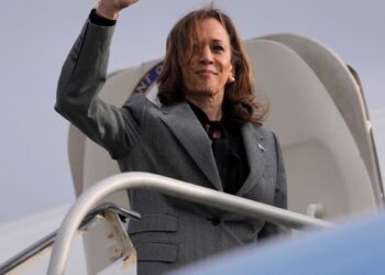 Harris to give first solo interview since running