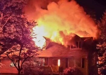 IN PICTURES | He sets fire to the house after an argument with his partner