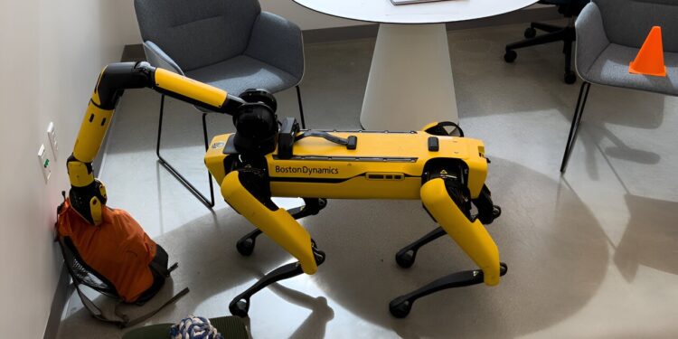 New method allows robots to map a scene, identify objects in order to accomplish a set of tasks