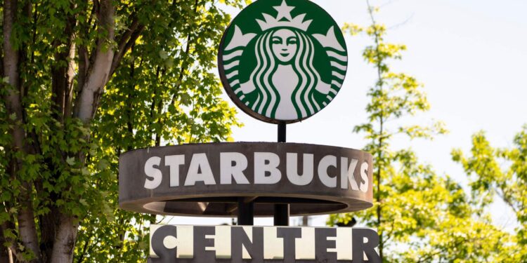 Starbucks plans revitalization after being hit by Gaza boycott | Economy