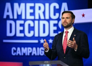 A dull debate won by Vance