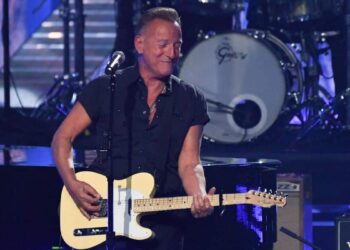 Bruce Springsteen headlines Kamala Harris rallies