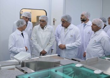 Egyptian expatriates abroad are a haven for their families as the medicine crisis worsens policy