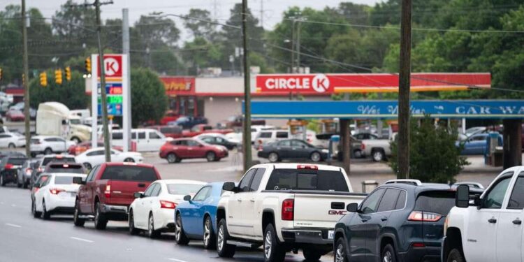 Gasoline shortage in Florida: convenience stores owned by Couche-Tard in the crosshairs of Hurricane “Milton”