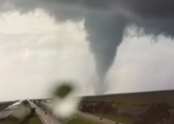 IN PICTURES | Two ‘extremely dangerous’ tornadoes just before hurricane in Florida