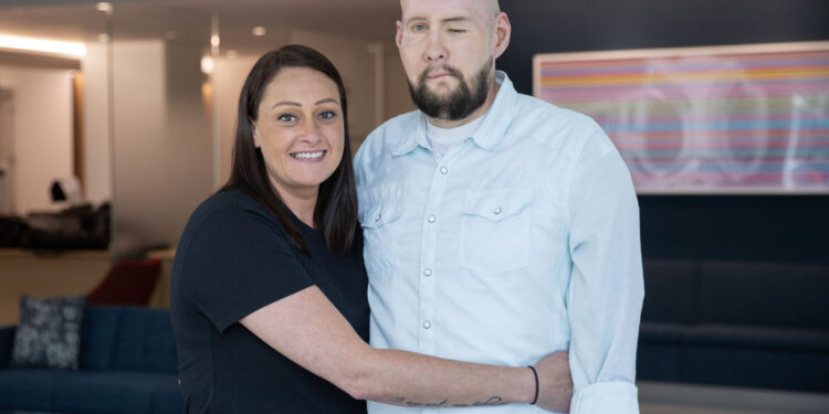 Innovative surgical technique makes combined face and whole eye transplantation a reality