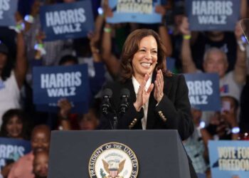 Kamala Harris tries to better mobilize black voters