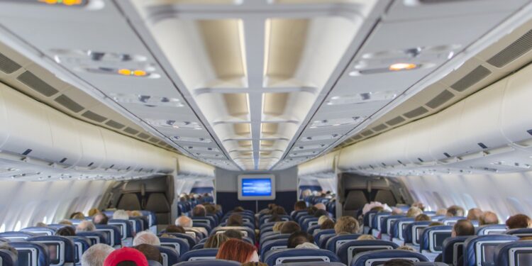 No evidence to suggest nut allergens spread through airplane ventilation systems, experts say