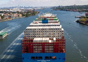 Not just at the port of Montreal: 50,000 longshoremen on strike in the United States