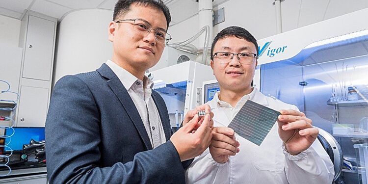 Streamlining the structure and manufacturing of solar cells for more affordable energy