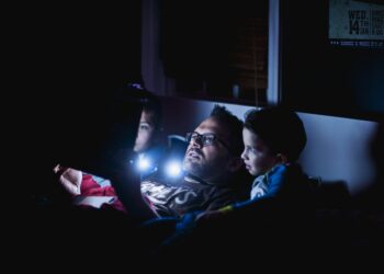 Study links children’s bedtime to gut health, finds early sleepers have greater microbial diversity in gut flora