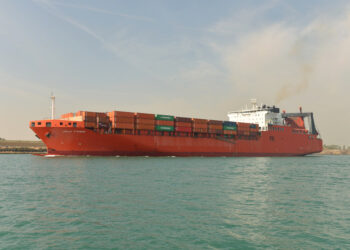 Suez Canal revenues decline by 25% due to the Red Sea tensions economy