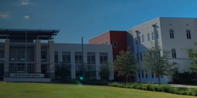 Teacher arrested after having sex with student