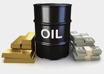 The rise of oil due to a decrease in inventory and the rise of gold and the dollar supported by anticipation of the US elections economy