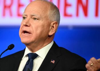 Walz wins a debate that will have little effect