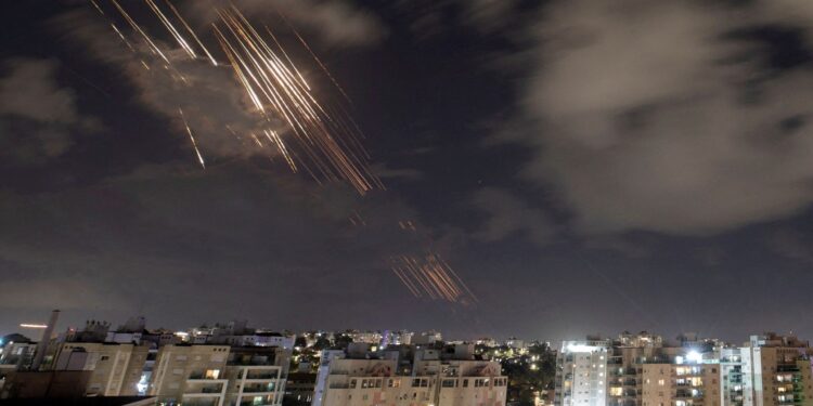 Yedioth Ahronoth: $53 million in property losses in Israel from the Iranian attack Economy News