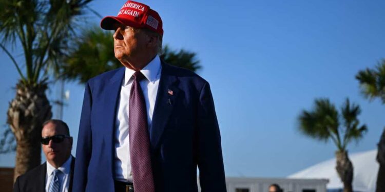 Faced with a hyperactive Trump, apathetic Democrats