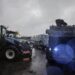 Farmers block a port in France in protest against talks with Mercosur Economy News