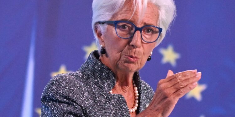 The head of the European Central Bank warns of a global trade war when Trump takes over economy